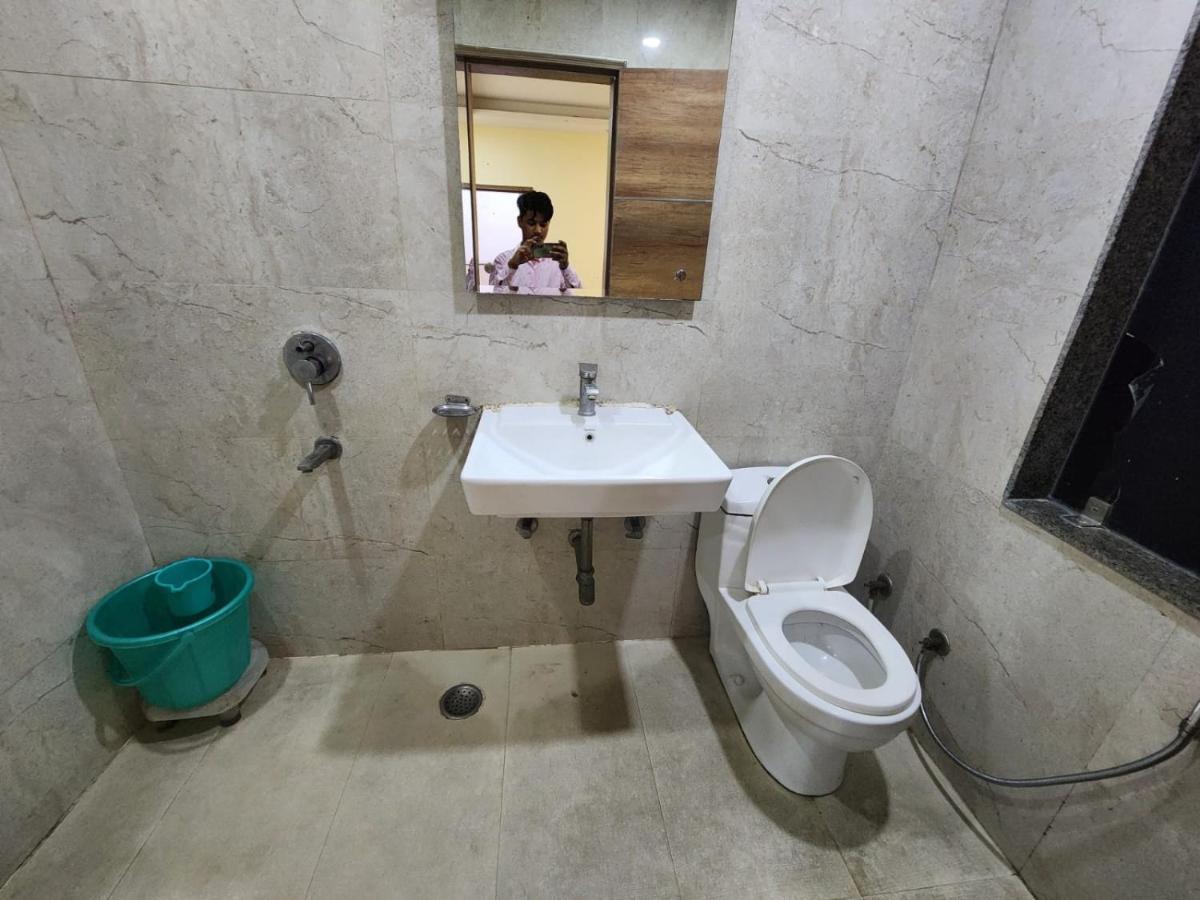Hotel Ambe Inn By Ambience Delhi Igi Airport New Delhi Bagian luar foto