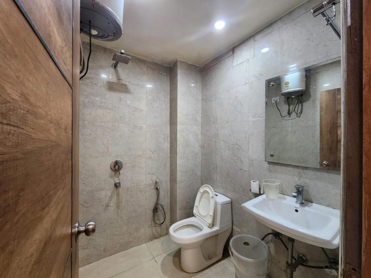 Hotel Ambe Inn By Ambience Delhi Igi Airport New Delhi Bagian luar foto
